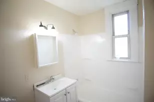 5200 Ballman Ave, Baltimore, MD 21225 - Photo 4