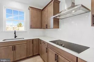 5724 Howard Dr, Glen Burnie, MD 21060 - Photo 14