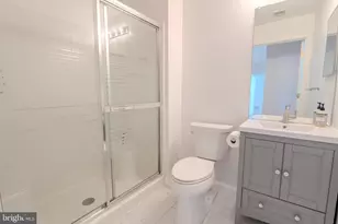 2015 Gov Thomas Bladen Way, Annapolis, MD 21401 - Photo 16