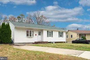 201 Nina Ct, Glen Burnie, MD 21060 - Photo 2