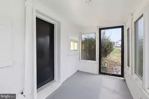 1 Beach Rd, Glen Burnie, MD 21060 - Photo 24