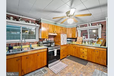 102 Queen Anne Road, Glen Burnie, MD 21060 - Photo 8