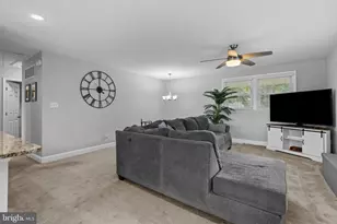 7580 Beach Dr, Pasadena, MD 21122 - Photo 8