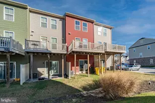 447 Willow Bend Dr, Glen Burnie, MD 21060 - Photo 32