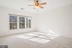 328 Colony Point Pl, Edgewater, MD 21037 - Photo 34