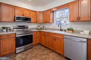 74 Stratford Dr, Severna Park, MD 21146 - Photo 12