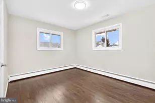 8421 Spring Rd, Pasadena, MD 21122 - Photo 16