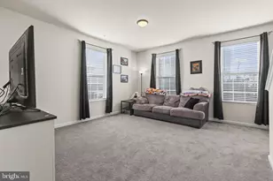 8341 Daydream Cres, Pasadena, MD 21122 - Photo 4