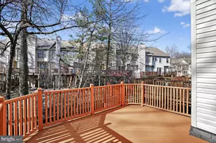 8608 Woodland Manor Dr, Laurel, MD 20724 - Photo 30