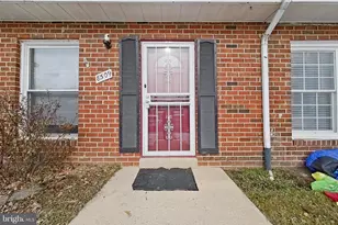 8509 Pioneer Dr, Severn, MD 21144 - Photo 4