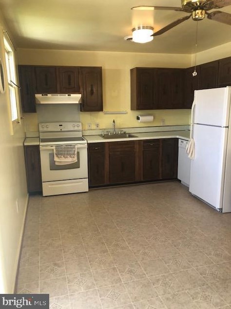 7037 Dover Ave, Holland Point, MD 20714-9607
