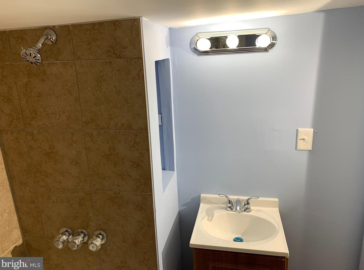 212 Edgevale Rd, Baltimore MD 21210-2109 exterior