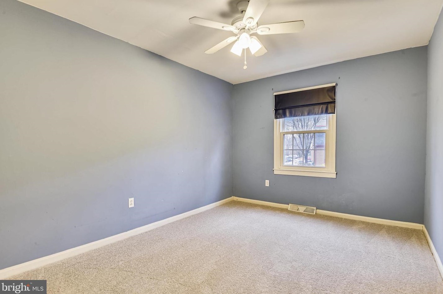 1606 Angus Ct, Crofton MD 21114-2002 exterior