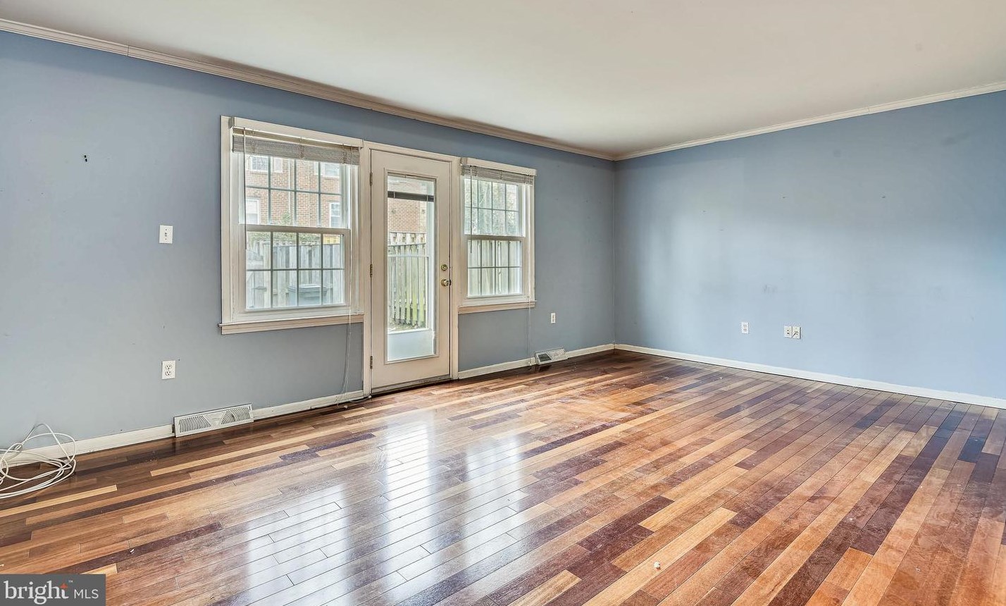 1606 Angus Ct, Crofton MD 21114-2002 exterior