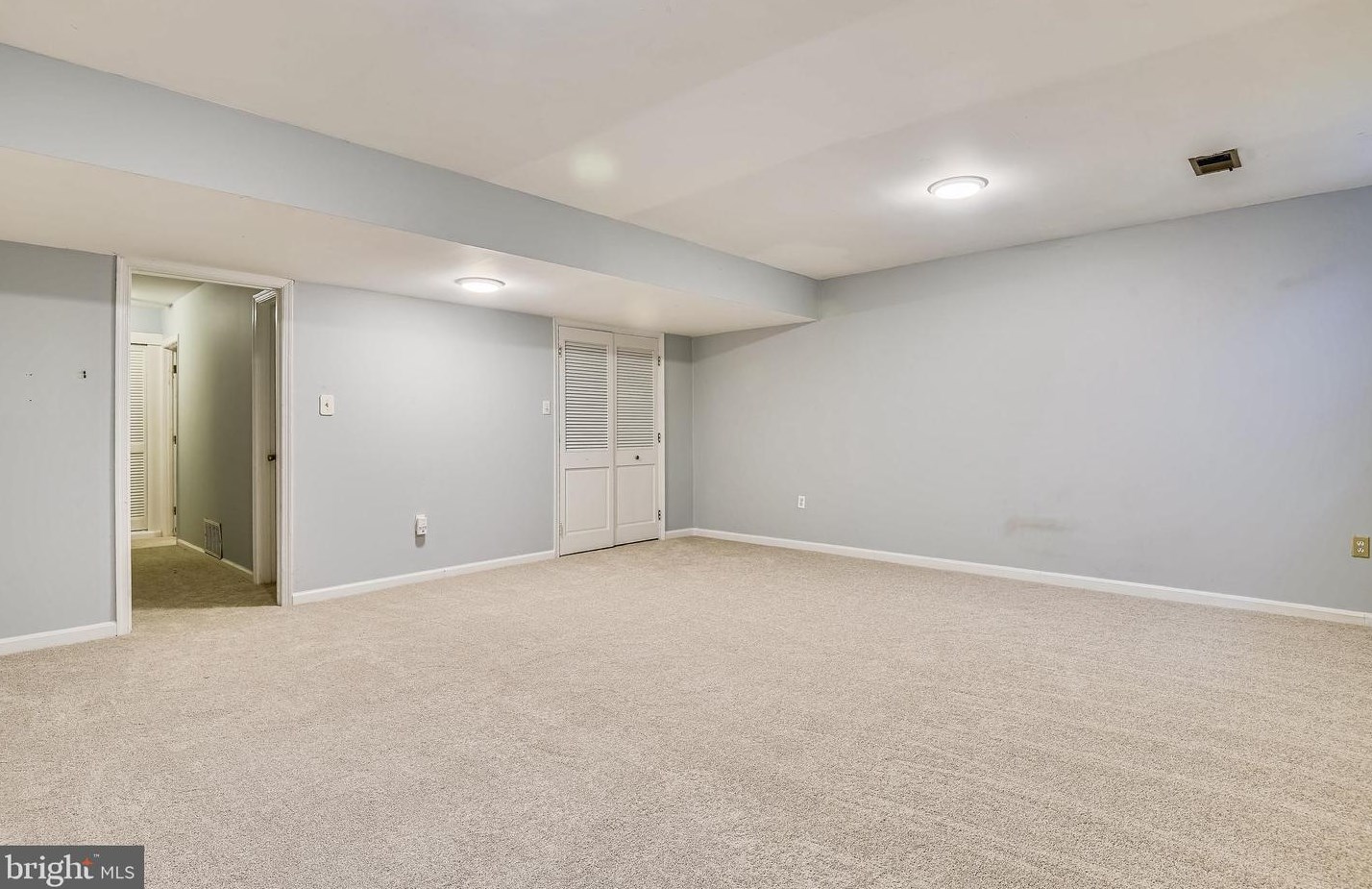 1606 Angus Ct, Crofton MD 21114-2002 exterior