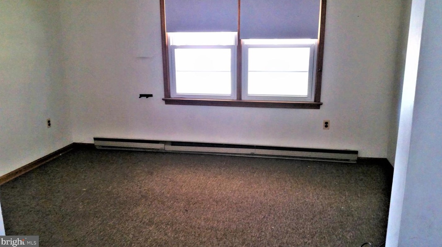 1154 S Steamboat Rd, Shady Side, MD 20764