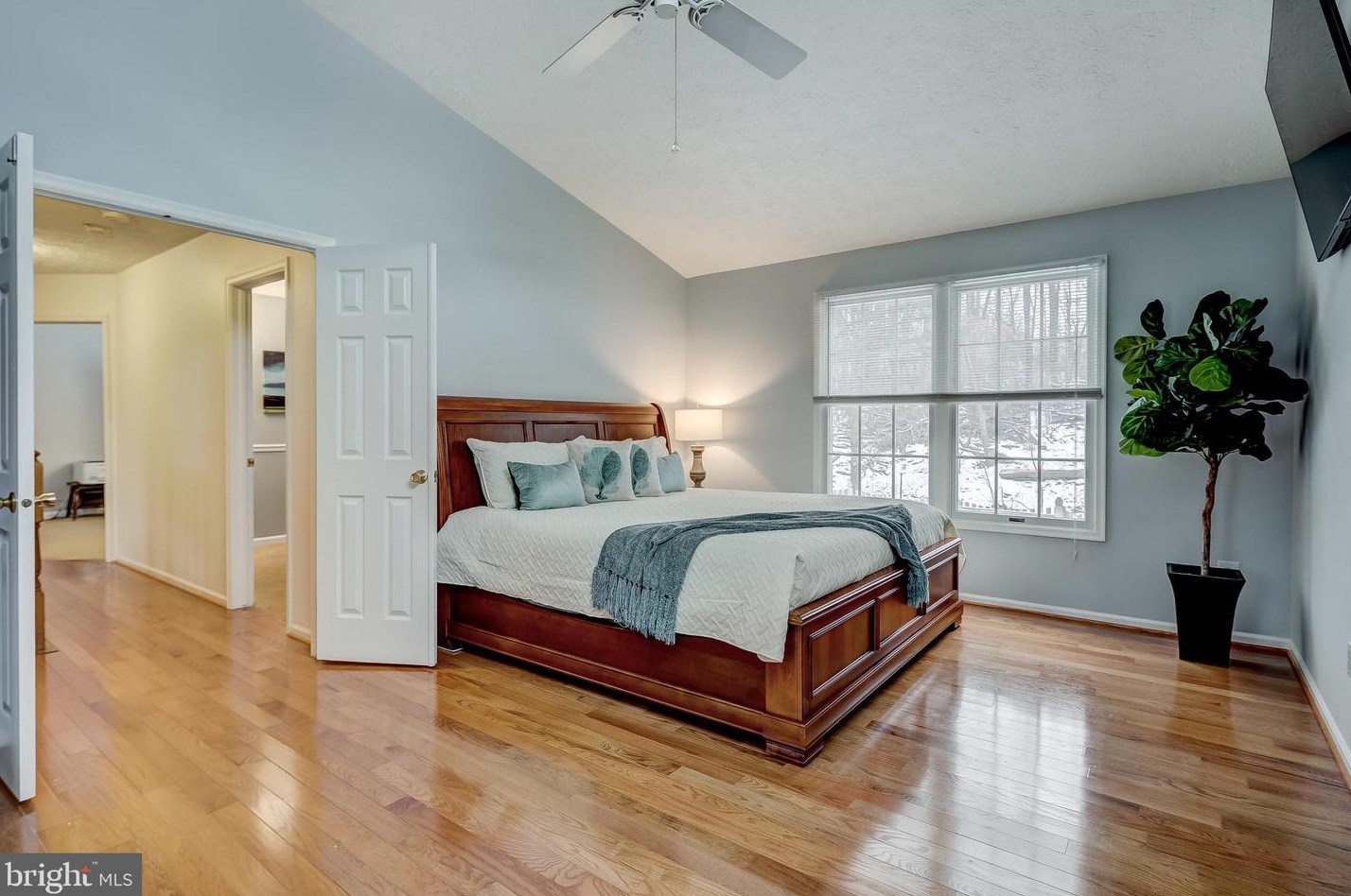 2084 Ingleside Ct, Crofton MD 21114-1849 exterior