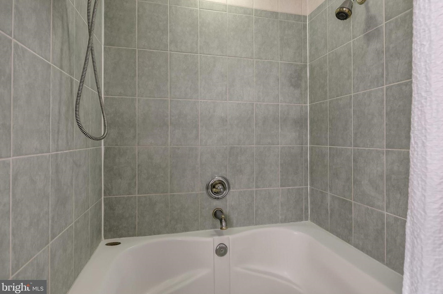 2084 Ingleside Ct, Crofton MD 21114-1849 exterior