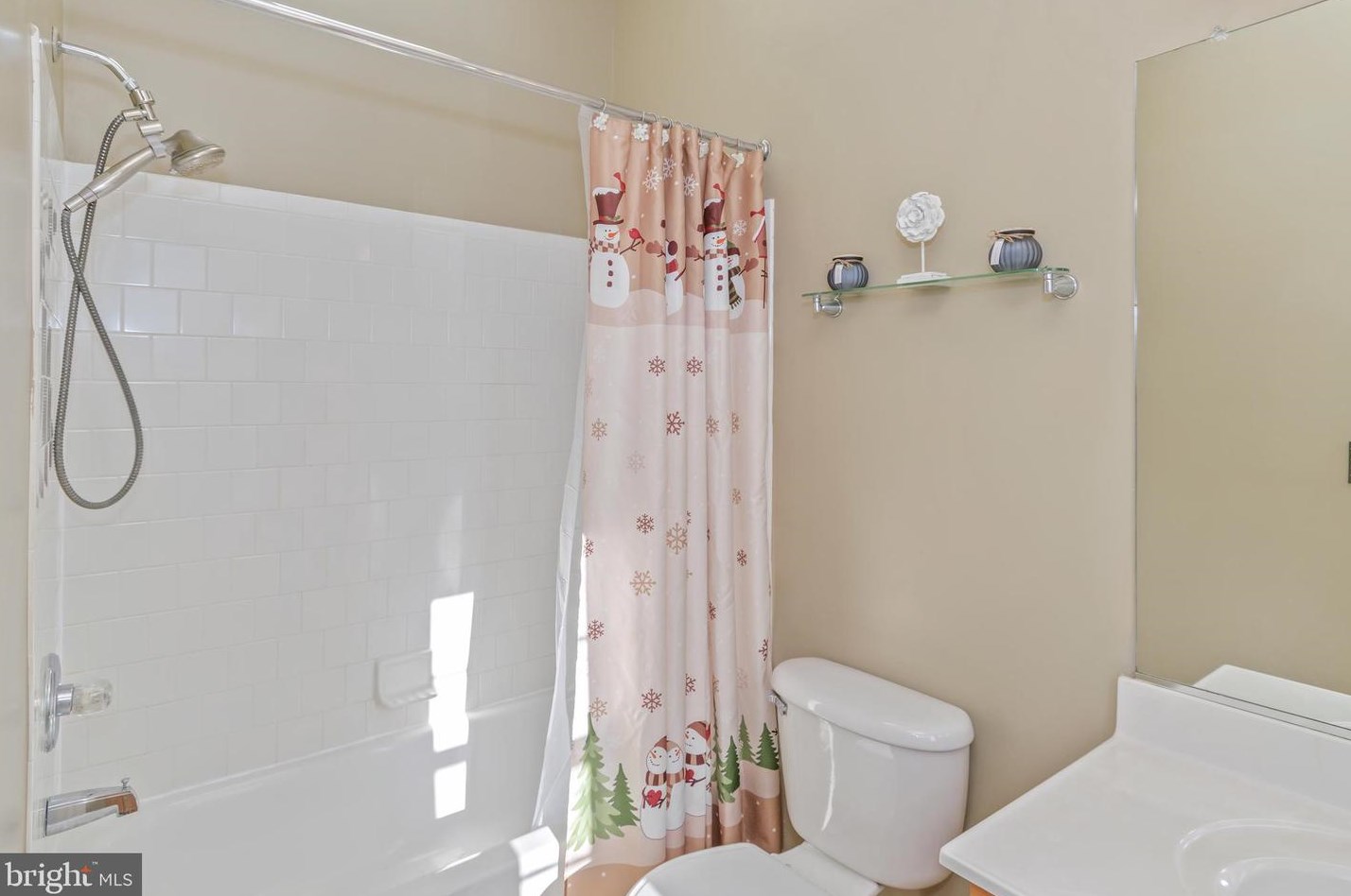 2093 Pawlet Dr, Crofton MD 21114-1687 exterior