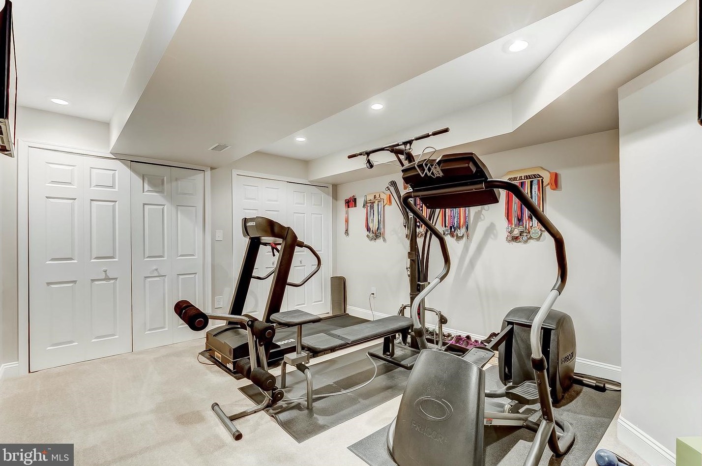 2900 Middle Brg Ct, Crofton MD 21114-2498 exterior