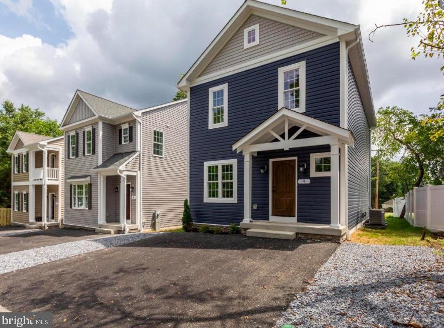 7004 Dover Ave, Holland Point, MD 20714-9607