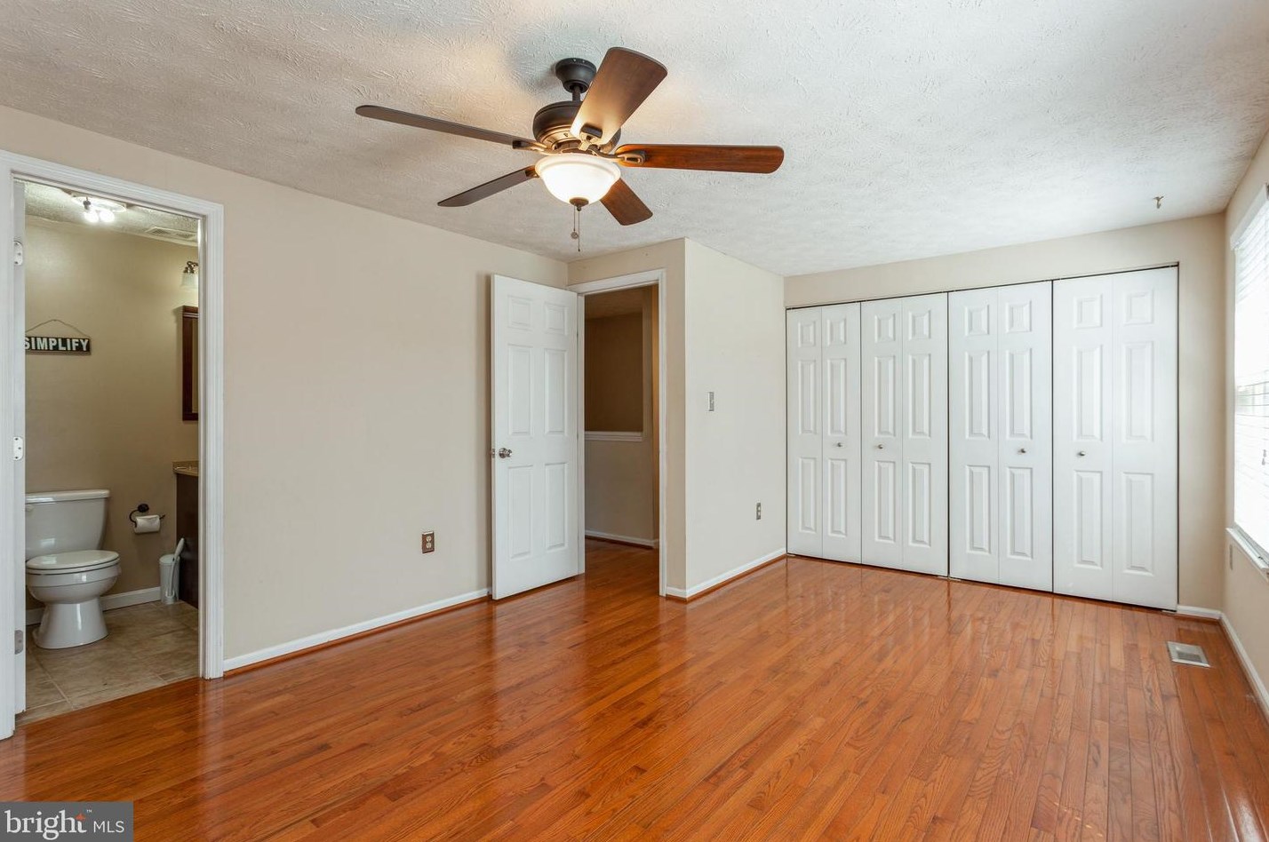 2537 Log Ml Ct, Crofton MD 21114-1859 exterior