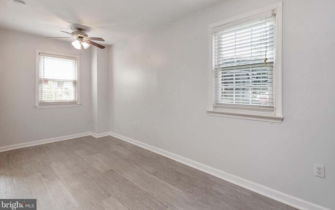 1707 Hart Ct, Crofton MD 21114-1630 exterior