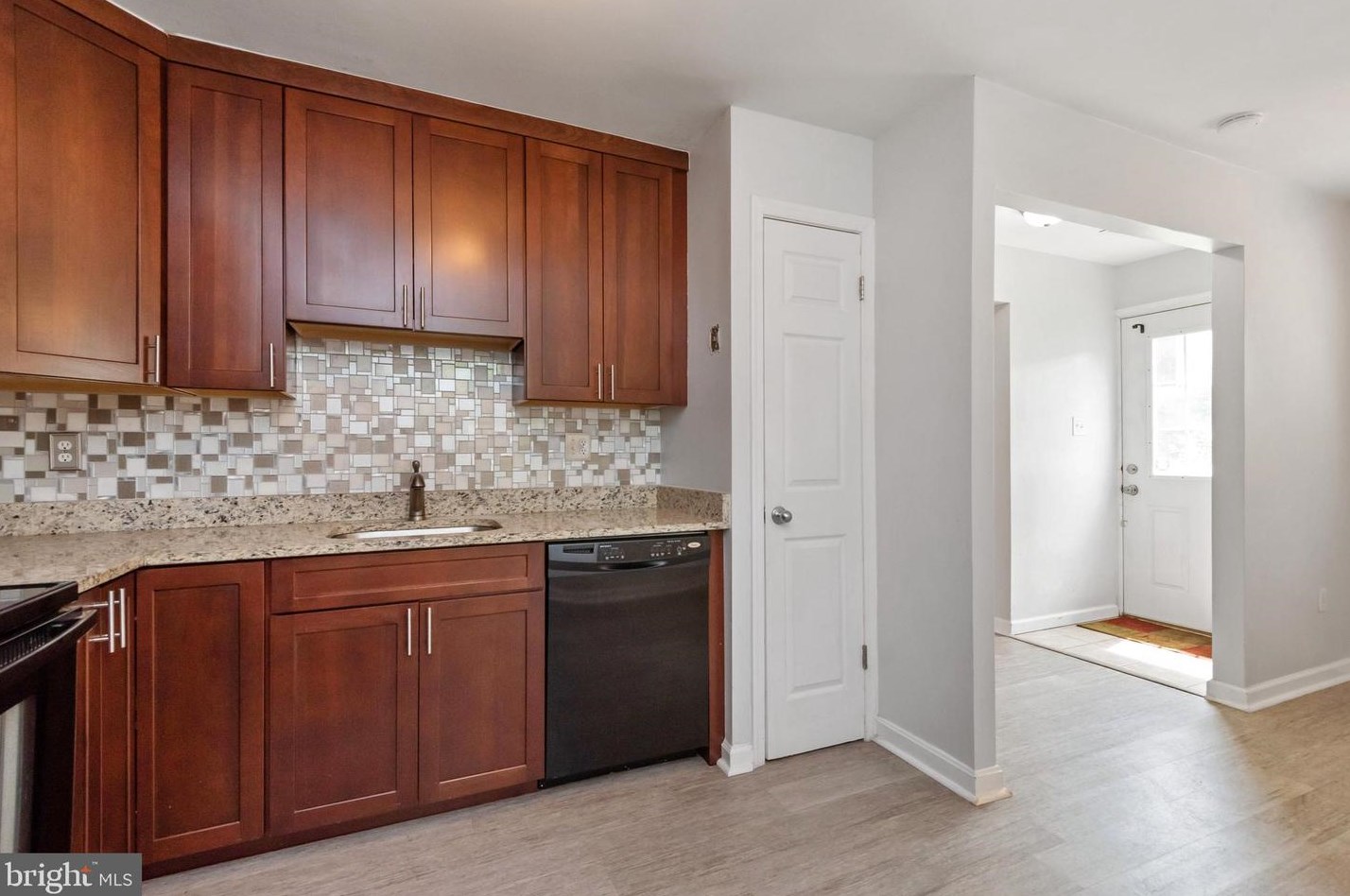 1707 Hart Ct, Crofton MD 21114-1630 exterior