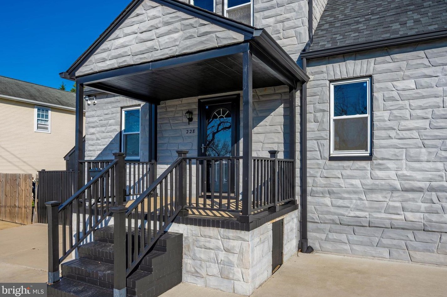 228 Townsend Ave, Baltimore, MD 21225-3058