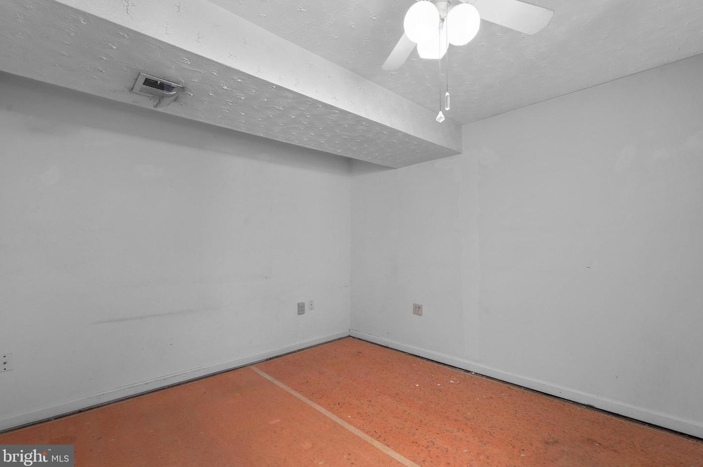 1909 Cuire Dr, Severn MD 21144-1464 exterior