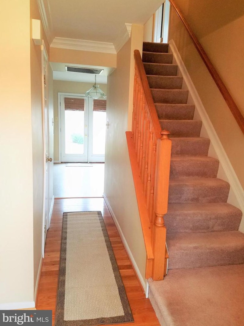 1502 Verdis Ct, Crofton, MD 21114-3143