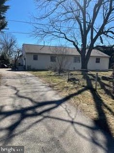 717 Hammonds Ln, Baltimore, MD 21225-3352