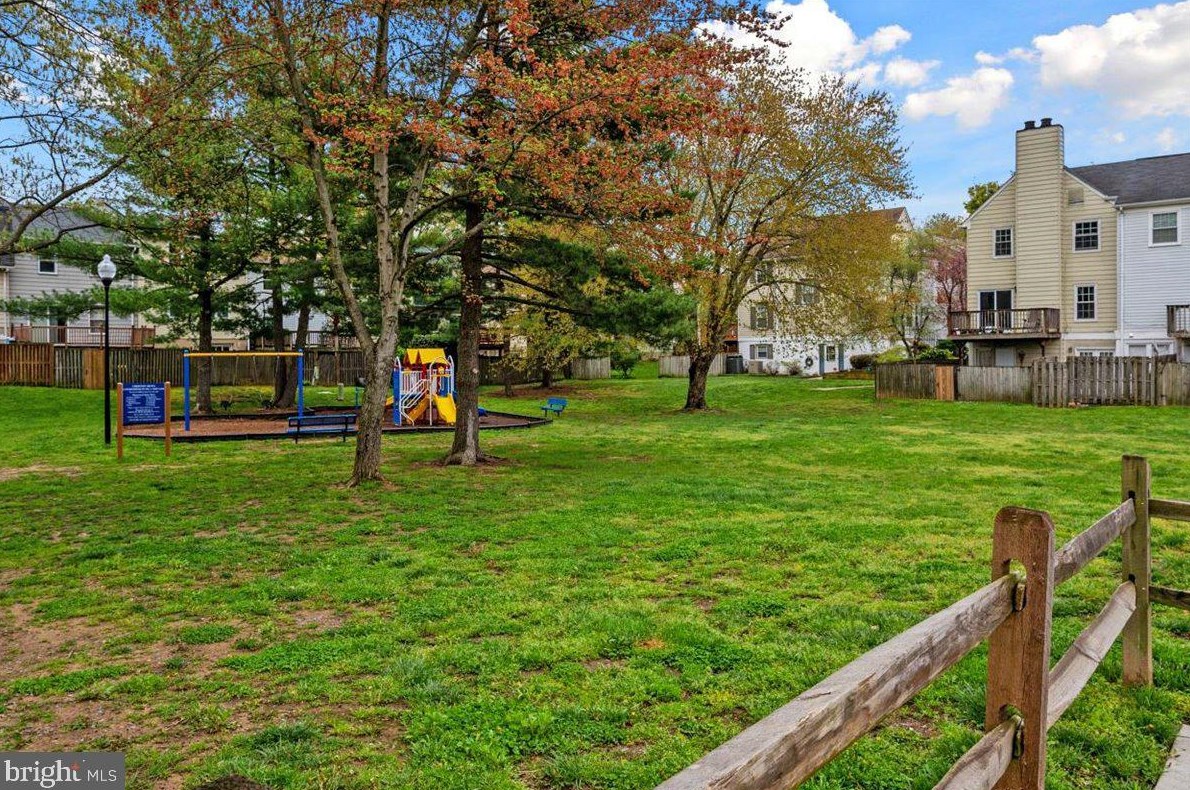 1452 Blockton Ct, Crofton MD 21114-1101 exterior