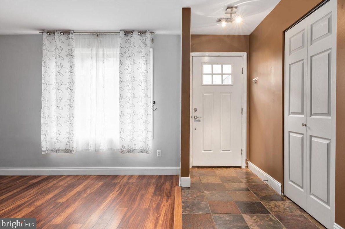 1452 Blockton Ct, Crofton, MD 21114-1102