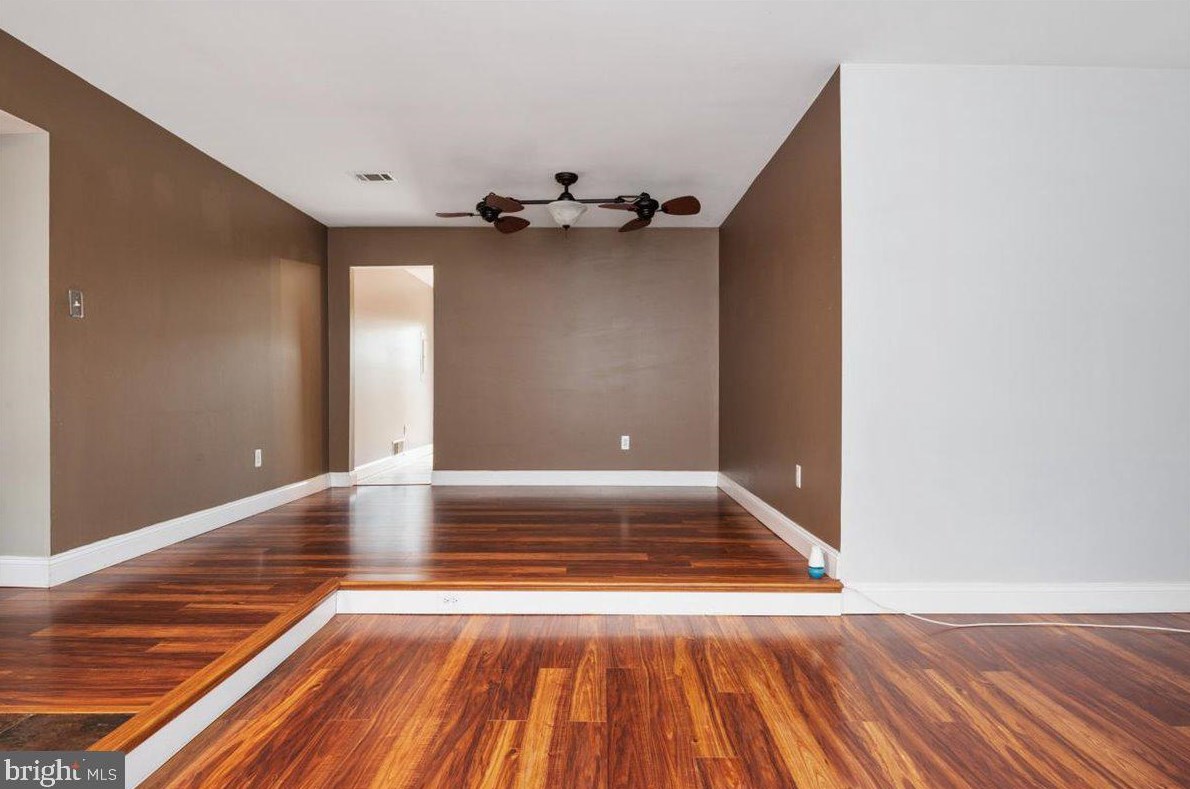 1452 Blockton Ct, Crofton MD 21114-1101 exterior