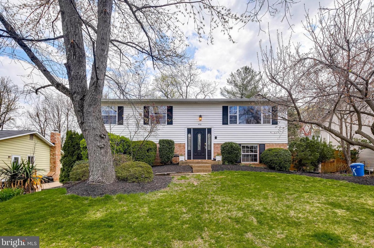 450 Century Vista Dr, Arnold, MD 21012