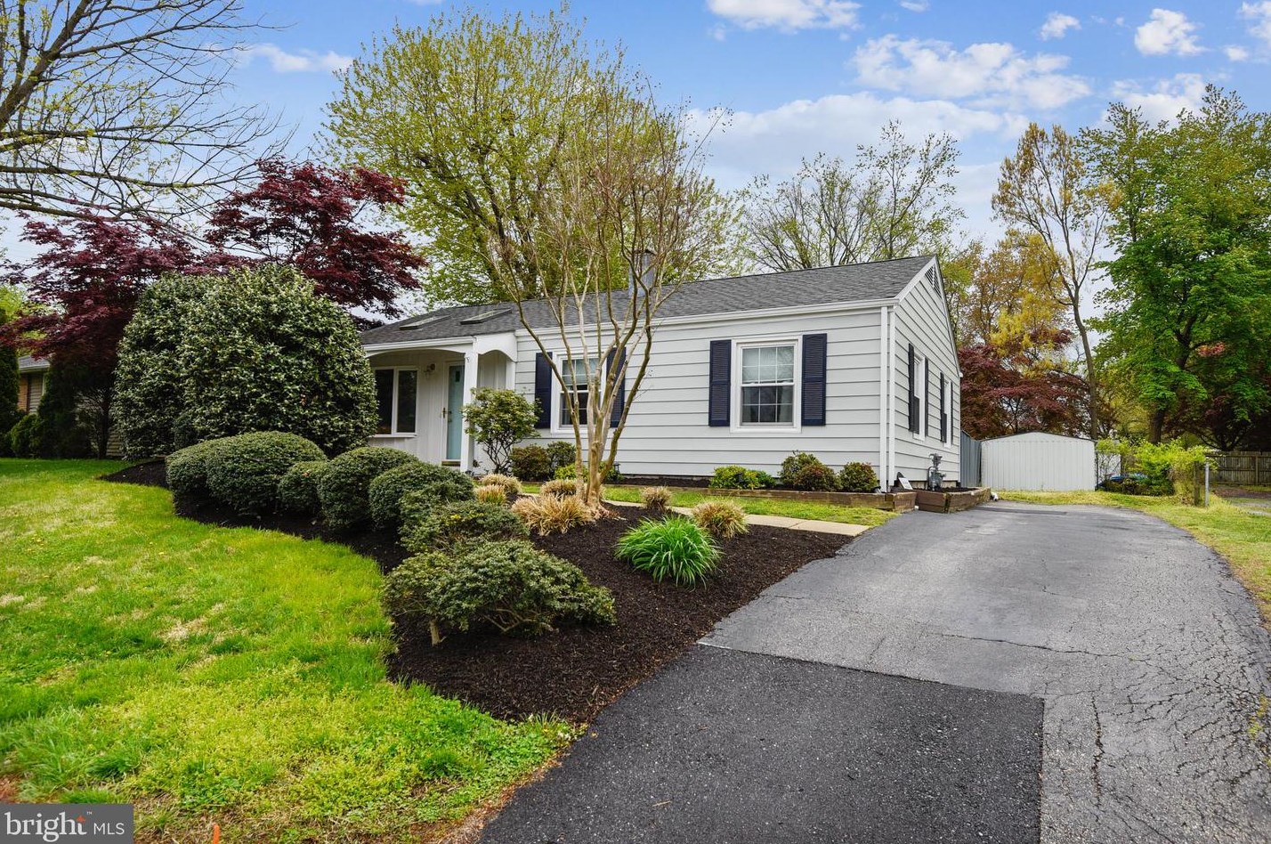 297 Broadwater Rd, Arnold, MD 21012