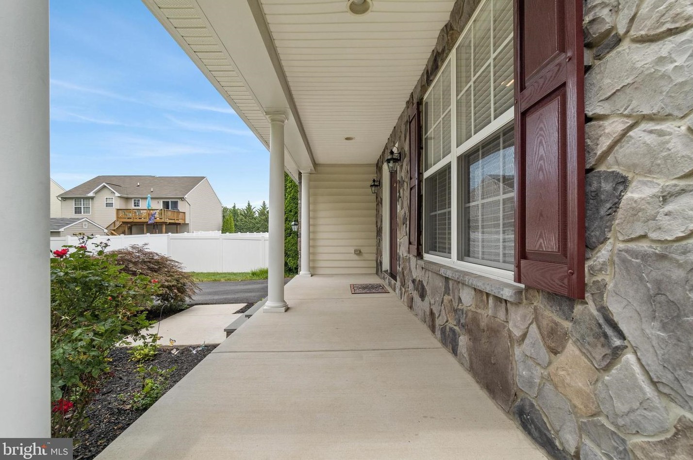 907 Timberland Ct, Baltimore, MD 21225-3380