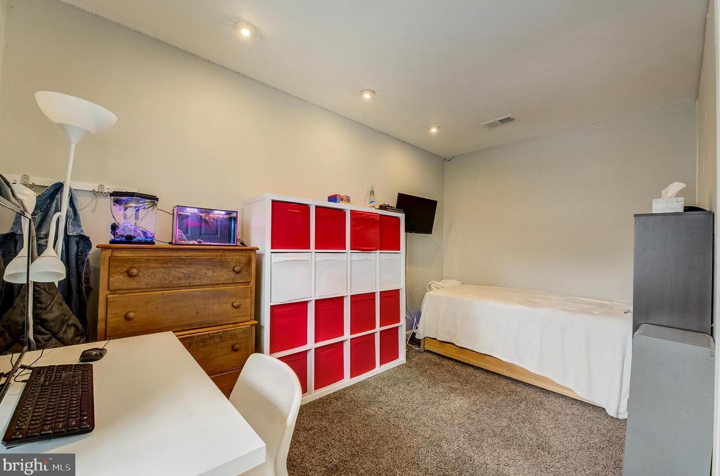 1658 Walleye Dr, Crofton MD  21114-2326 exterior