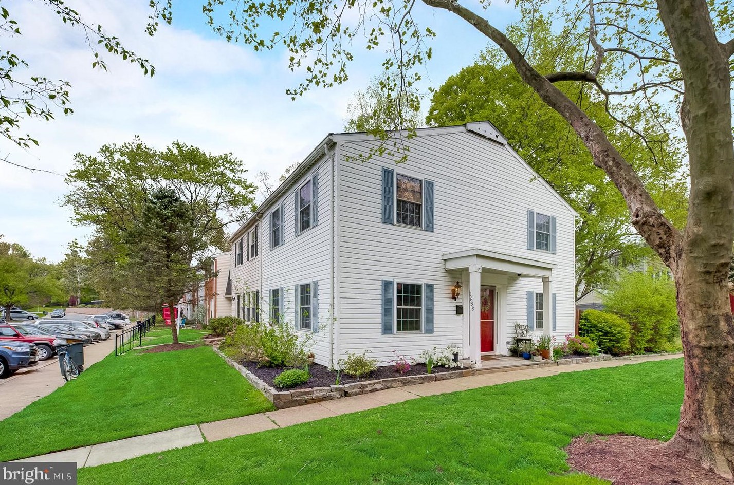 1658 Walleye Dr, Crofton MD  21114-2326 exterior