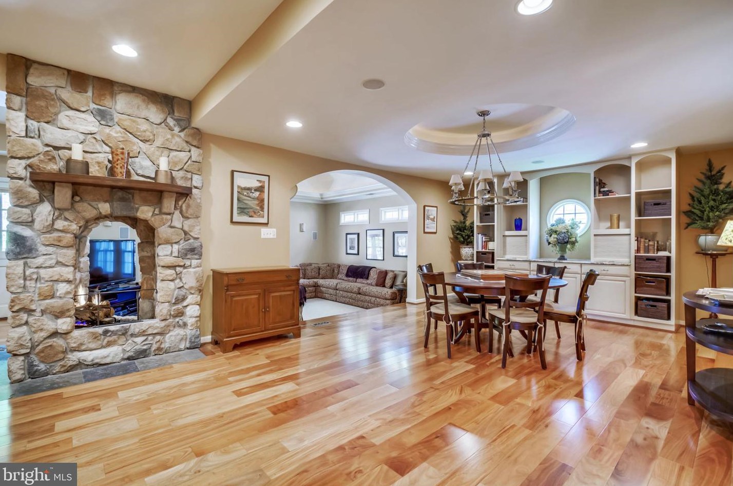 1523 Hornbeam Dr, Crofton MD  21114-3244 exterior