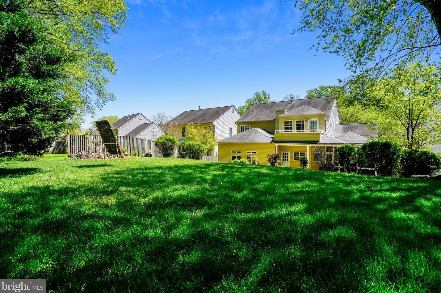 1523 Hornbeam Dr, Crofton MD 21114-3244 exterior