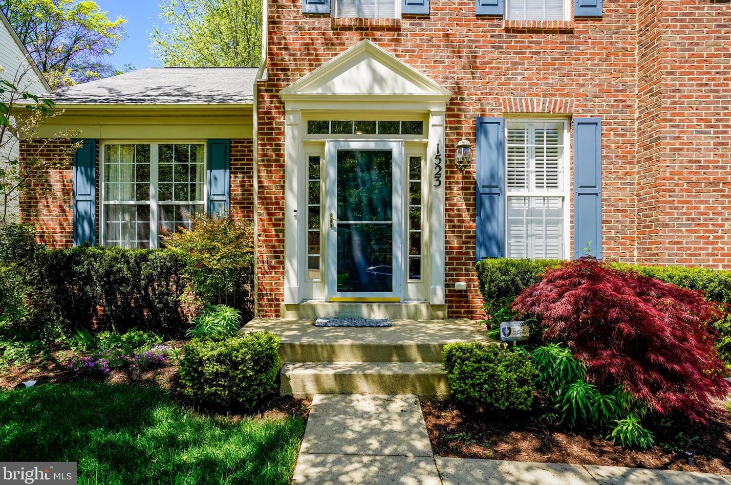 1523 Hornbeam Dr, Crofton, MD 21114-3244