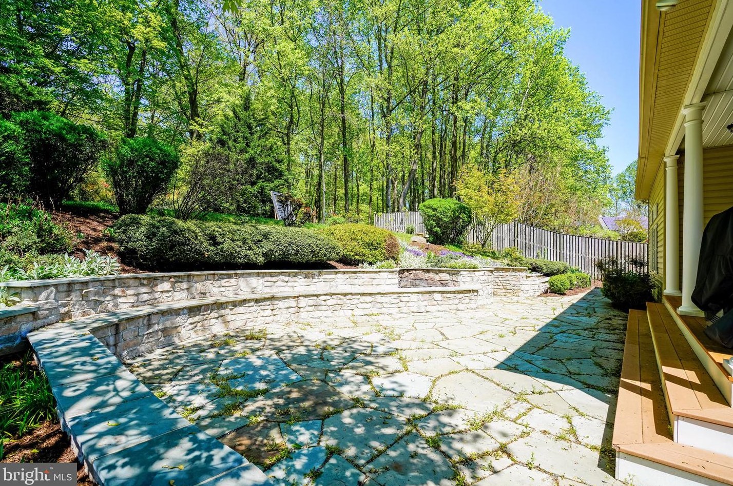 1523 Hornbeam Dr, Crofton MD 21114-3244 exterior