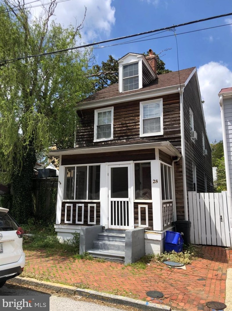 28 College Ave, Annapolis, MD 21401-1604