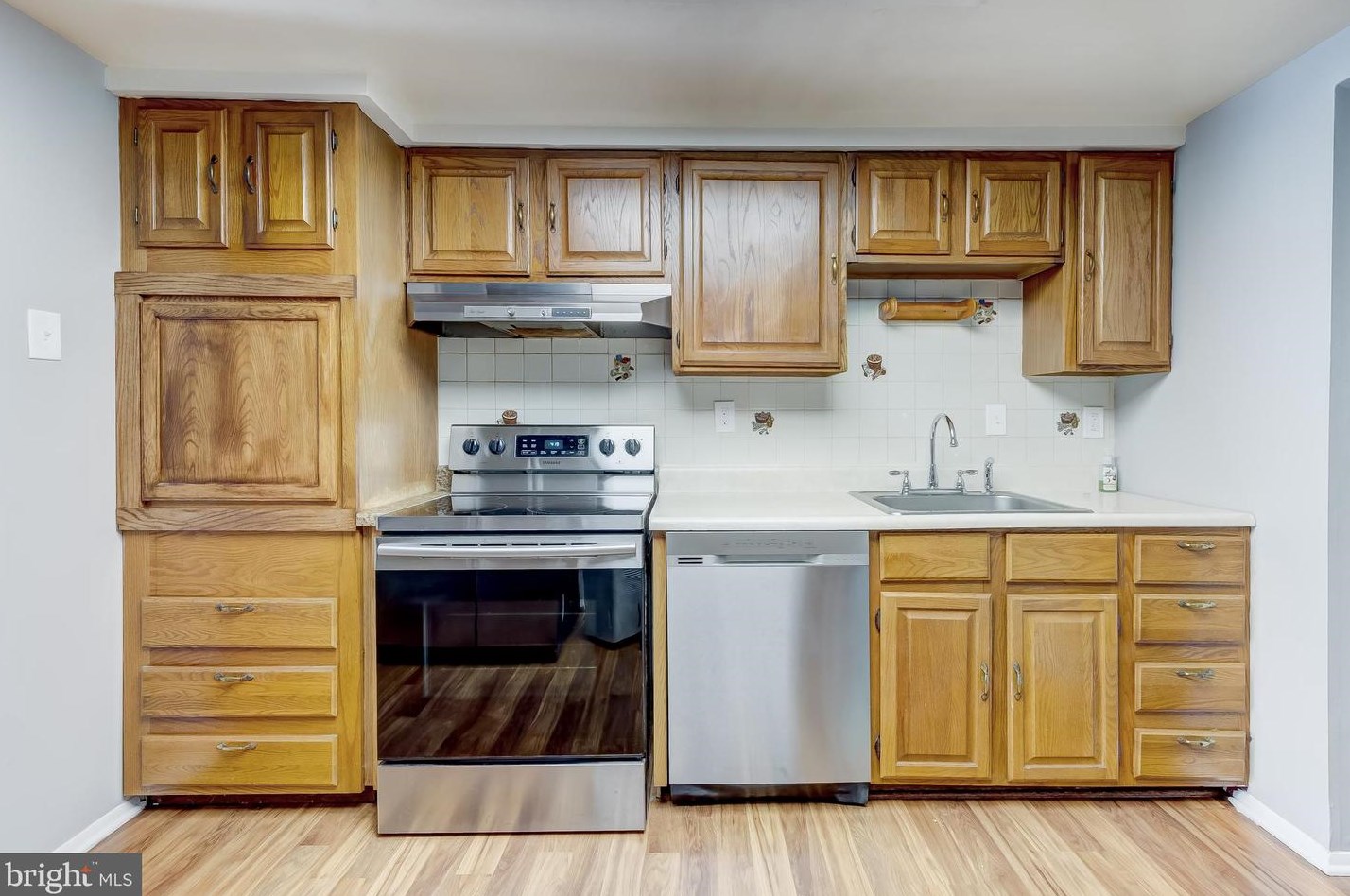 1724 Farmington Ct, Crofton MD  21114-2307 exterior