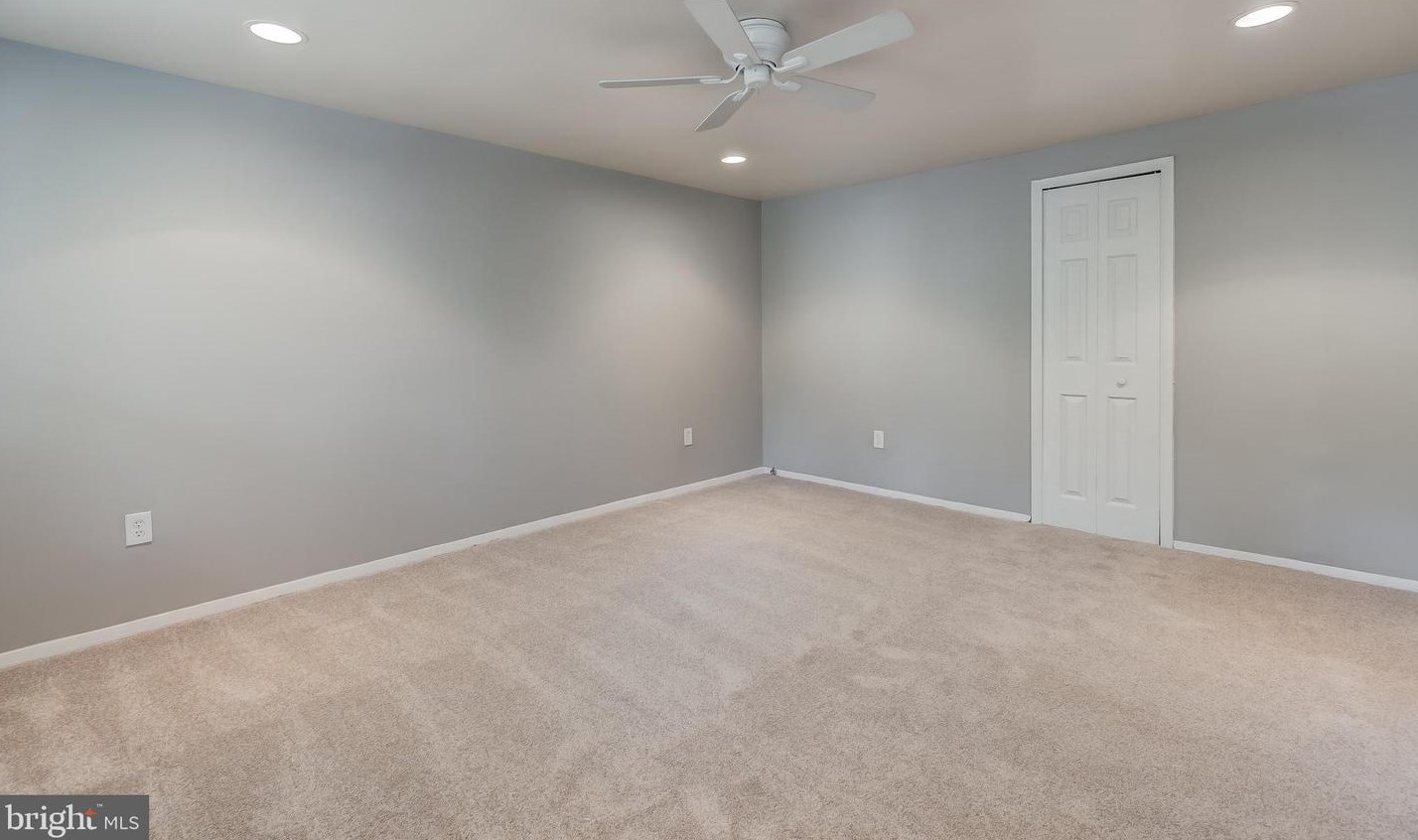 1724 Farmington Ct, Crofton MD  21114-2307 exterior