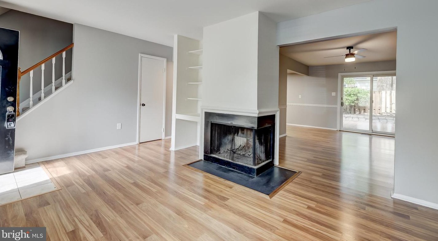 1724 Farmington Ct, Crofton MD  21114-2307 exterior