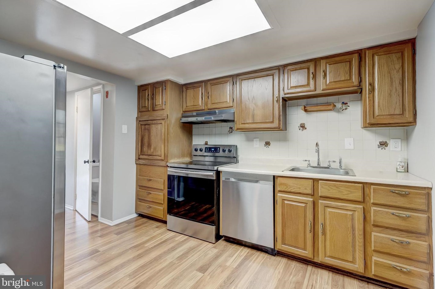 1724 Farmington Ct, Crofton MD  21114-2307 exterior