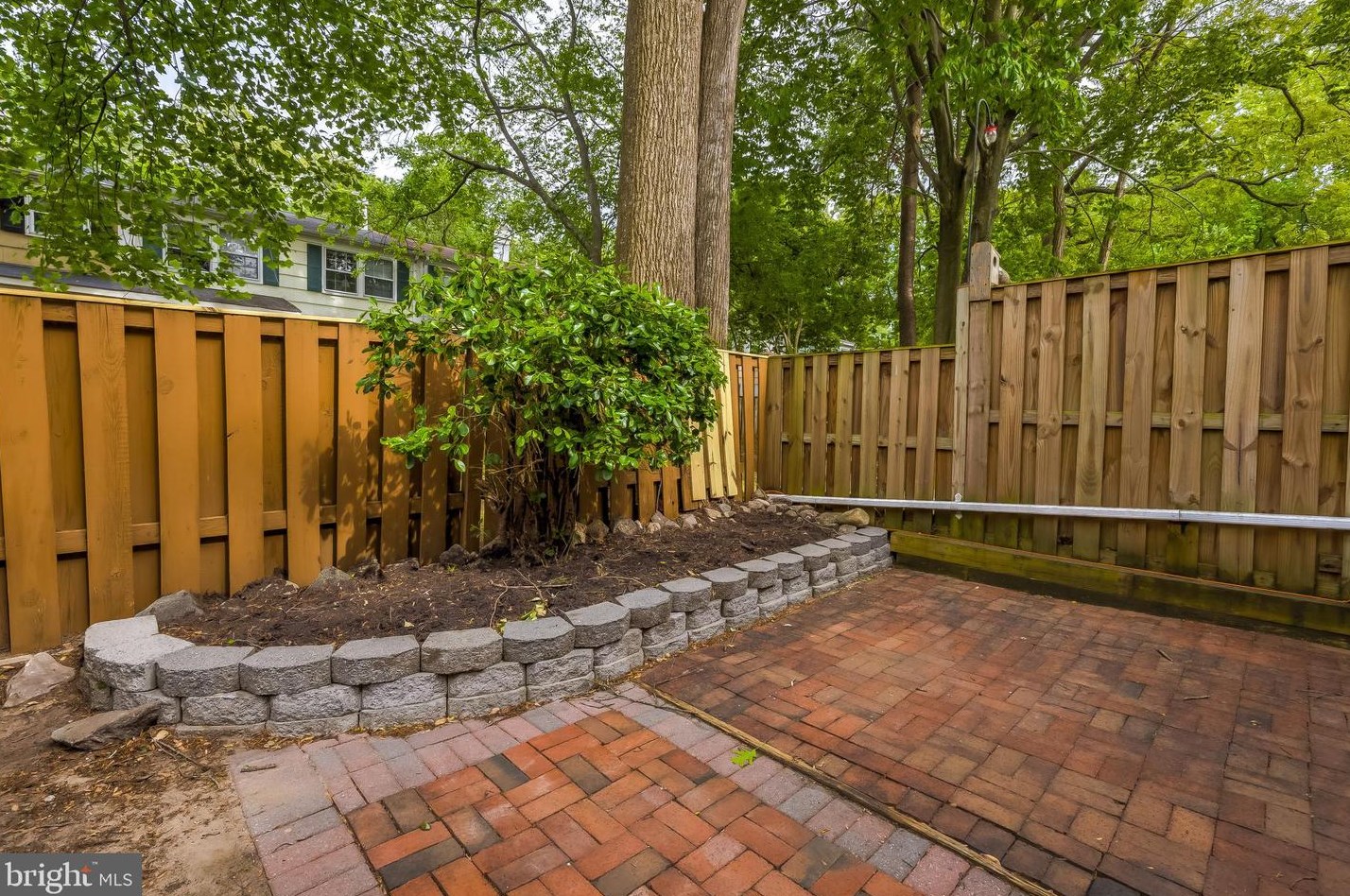 1724 Farmington Ct, Crofton MD  21114-2307 exterior